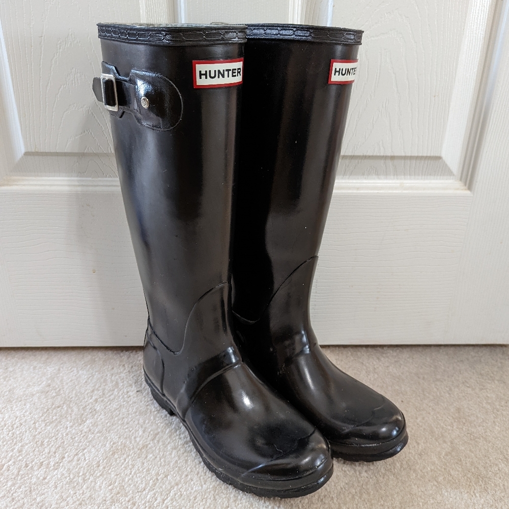Hunter rain boots size 7 black tall